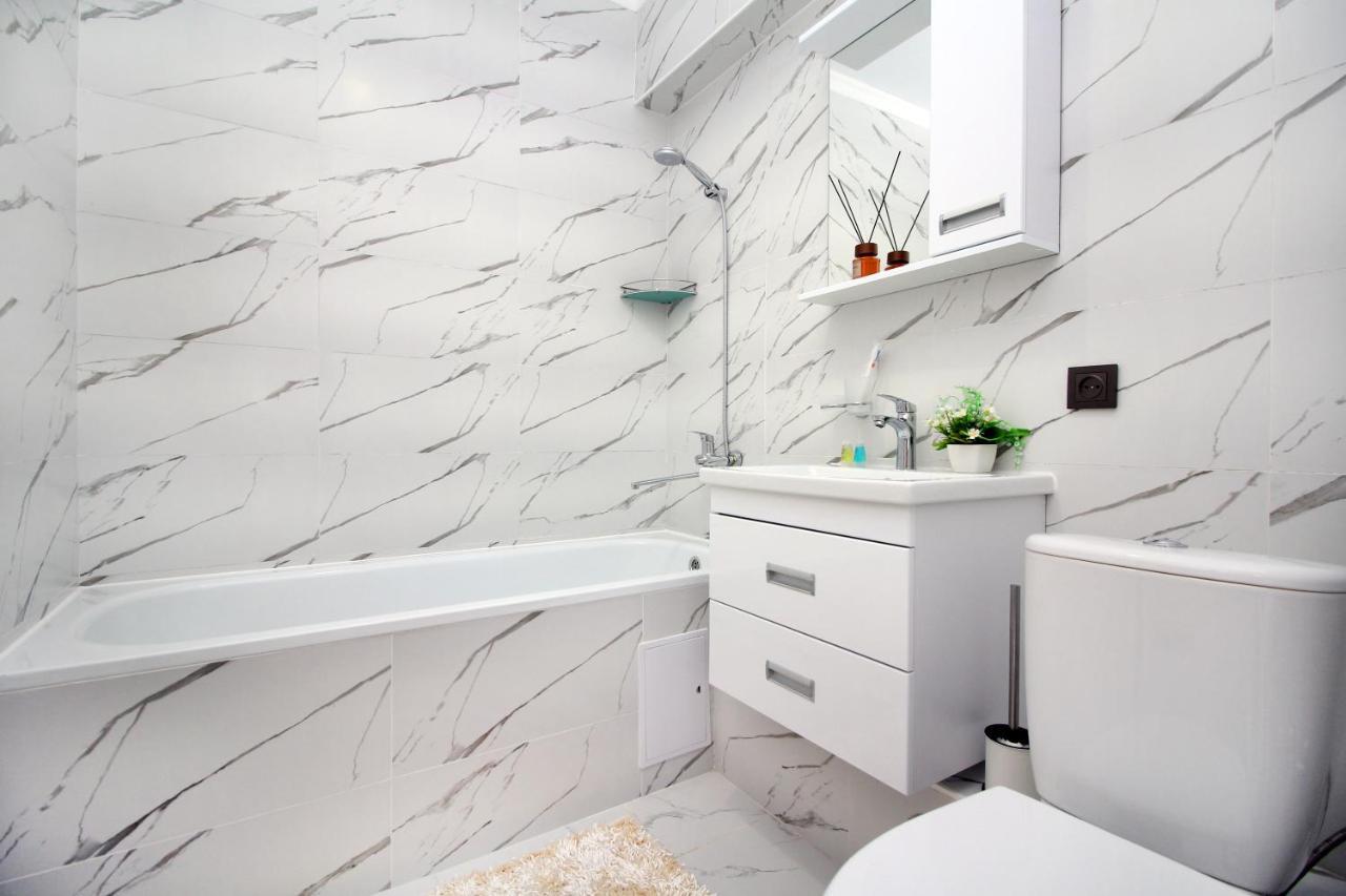 Cozy Studio In The Best Area! 5 Ałma Ata Zewnętrze zdjęcie